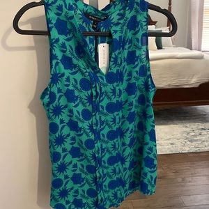NWT 41 Hawthorne sleeveless blouse